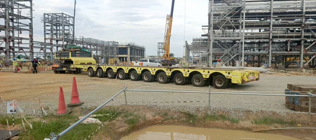 Specialized Hauls for Oversized Cargo